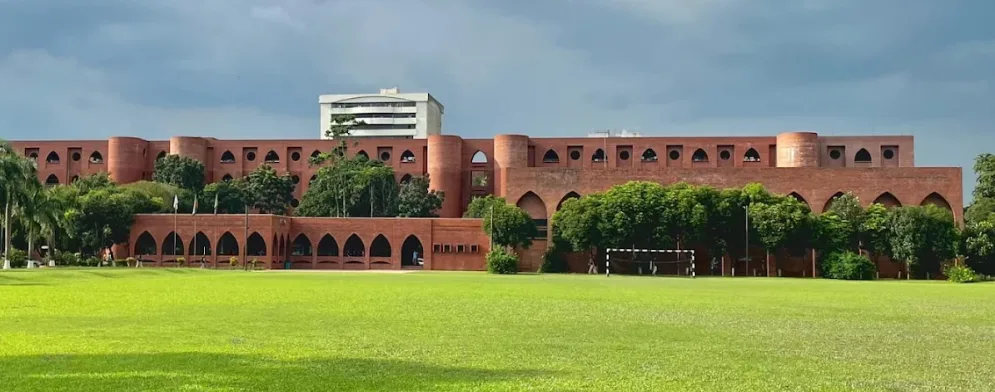 Islamic University of Technology (IUT)
