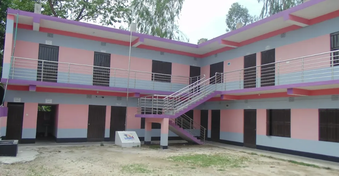 নাজিমখান পাবলিক স্কুল এন্ড কলেজ