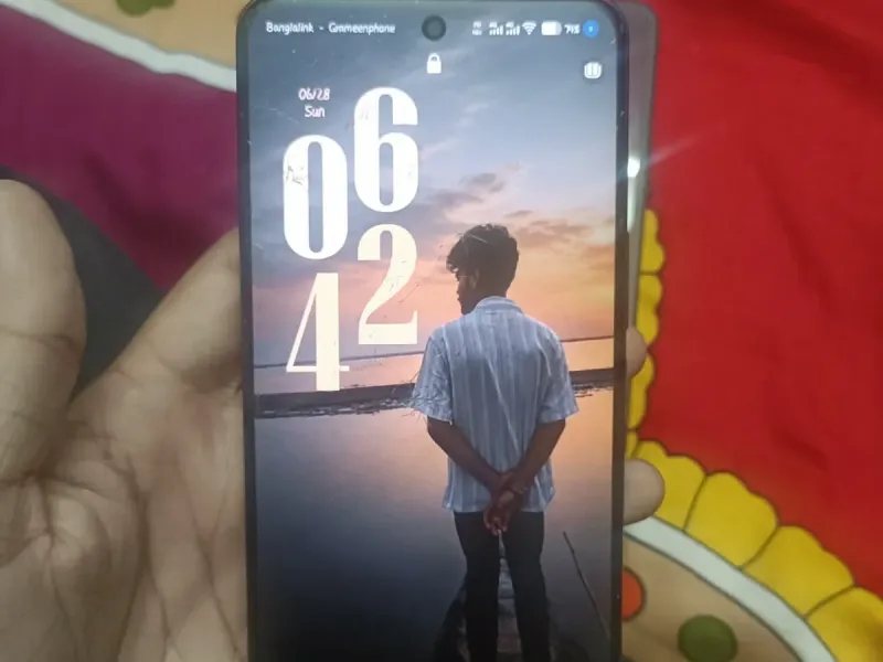 ফোন বিক্রির জন্য
